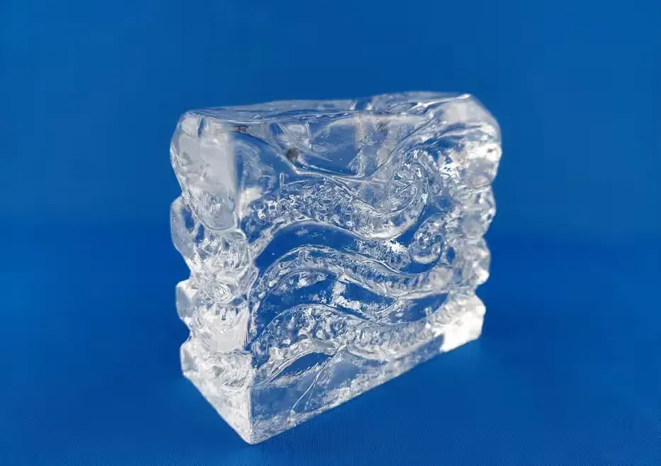INGRID Glasshütte Blockkristal solifleur - wazon Ice Block 1970 — praca twórcy Mr na Freshwall Marketplace