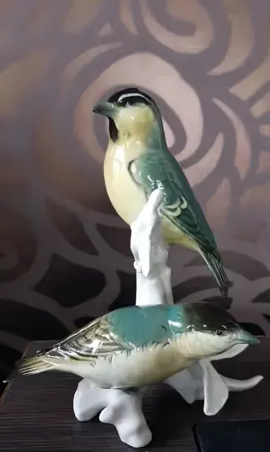 Karl Ens figurka z porcelany ptaszki — praca twórcy Dorota na Freshwall Marketplace