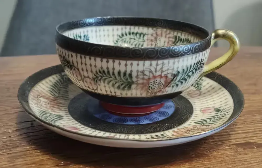 Kolekcjonerska Filiżanka japońska porcelana, ok. 1920 rok — praca twórcy Dawid na Freshwall Marketplace