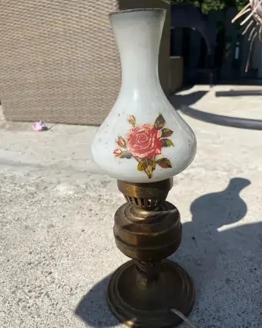 Lampa Vintage PRL — praca twórcy Paulina na Freshwall Marketplace