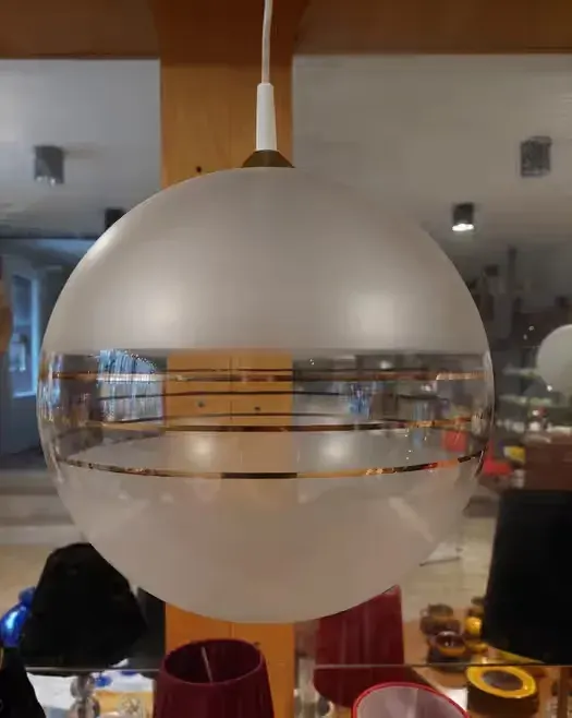 Lampa wiszaca kula szklo lata 70 Vintage — praca twórcy Robert na Freshwall Marketplace