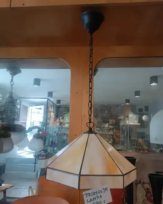 Lampa wiszaca w stylu Tiffany lampa witrazowa — praca twórcy Robert na Freshwall Marketplace