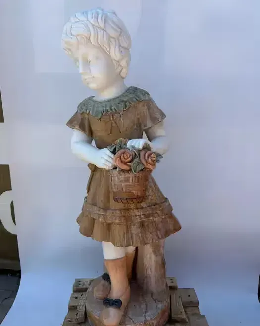 Marmur Dziewczynka z Koszem Kwiatów – Duża Figura Marmurowa 96cm — praca twórcy AntykiDecco na Freshwall Marketplace