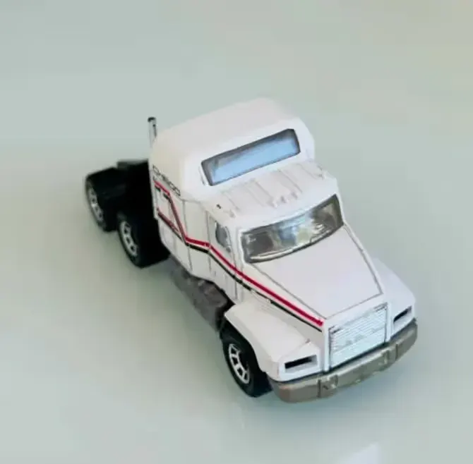 Matchbox Superfast Mack CH 600 — praca twórcy Rafał na Freshwall Marketplace