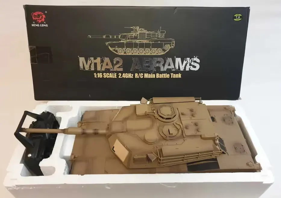 Model RC czołgu Abrams M1A2 skala 1:16 firmy Heng Long TK-7.0 2,4 GHz — praca twórcy Stanisław na Freshwall Marketplace