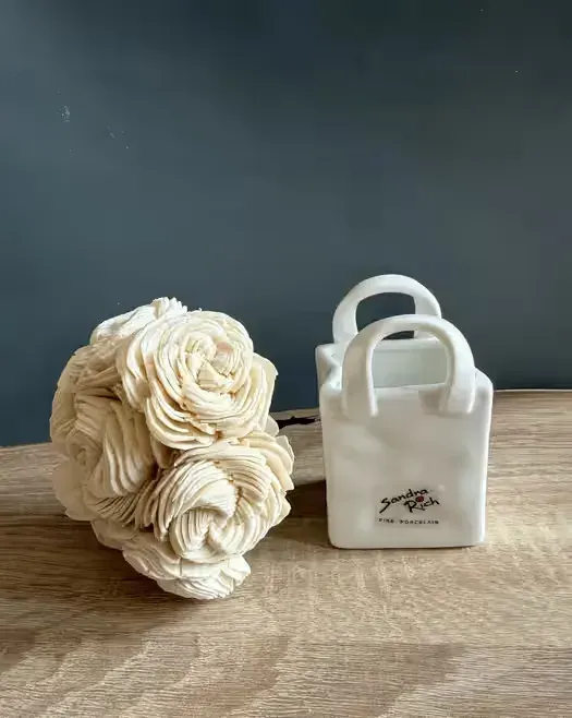 Nowy wazon torebka porcelana Sandra Rich — praca twórcy Valentina na Freshwall Marketplace