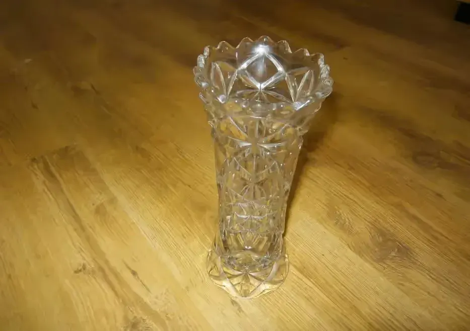 Kryształ PRL wazon śr. 10cm. wys. 25cm. — praca twórcy Tomek na Freshwall Marketplace