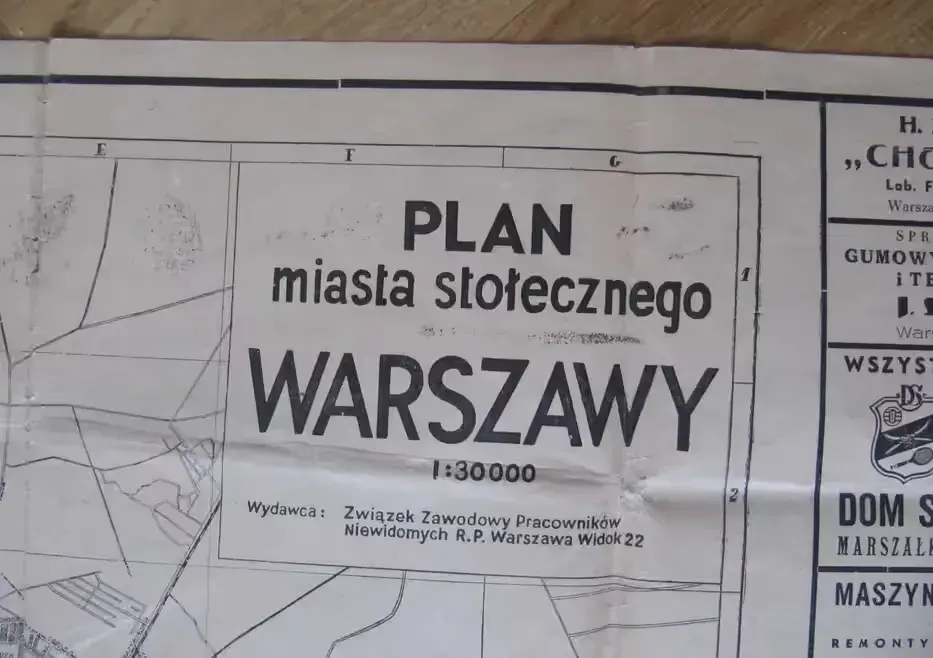 Plan miata stołecznego Warszawy ze spisem ulic powojenny unikat — praca twórcy Basia na Freshwall Marketplace
