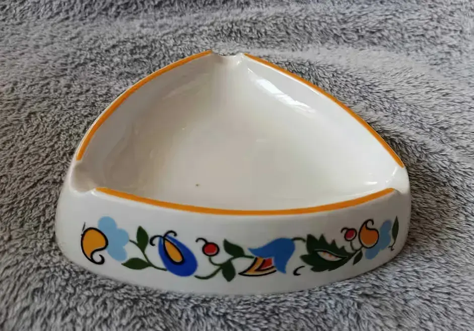 Popielniczka LUBIANA porcelana - kaszubski wzór pomarańczowa obwódka — praca twórcy Skarby Ilony na Freshwall Marketplace