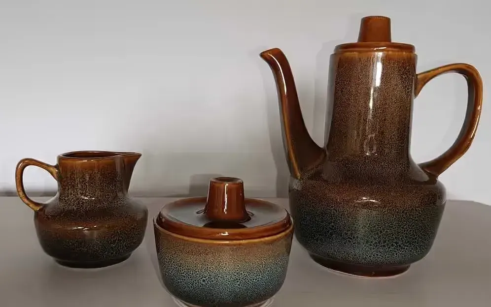 porcelit MIROSTOWICE zestaw dzbanek mlecznik cukiernica (kpl.) — praca twórcy meduza na Freshwall Marketplace