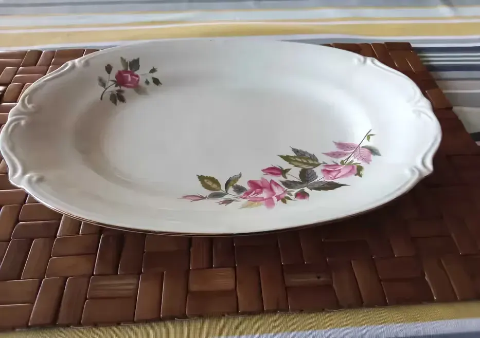Prl półmisek porcelana Chodzież róże — praca twórcy MAGDA na Freshwall Marketplace
