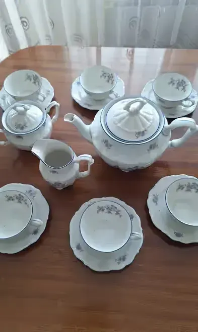 Serwis do herbaty stara porcelana sygn CARL TIELSH WAŁBRZYCH XX wiek — praca twórcy ladyblackberry na Freshwall Marketplace