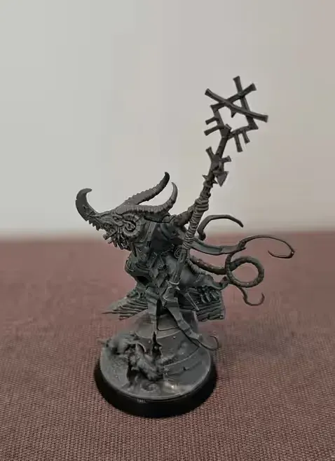 Skaven Greyseer Warhammer Age of Sigmar — praca twórcy Kamil na Freshwall Marketplace