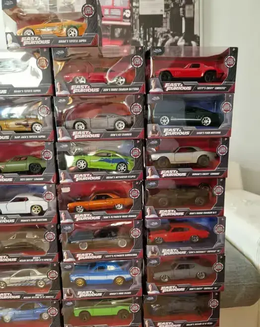 Sprzedam modele serii Fast&Furious w skali 1:32 — praca twórcy Michał na Freshwall Marketplace