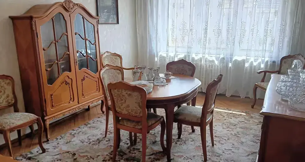 UNIKAT! Kompletna Jadalnia „BOGDANA” 1984 r. – Rumuński Chippendale (12 elementów) – STAN IDEALNY! — praca twórcy Paweł na Freshwall Marketplace