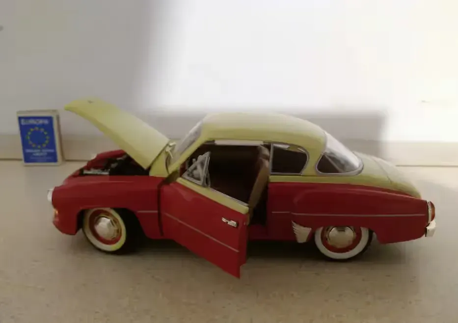 Wartburg 311 coupe sport Revell 1:18 tuning Burago 1/18 Maisto PRL — praca twórcy Mefiu na Freshwall Marketplace