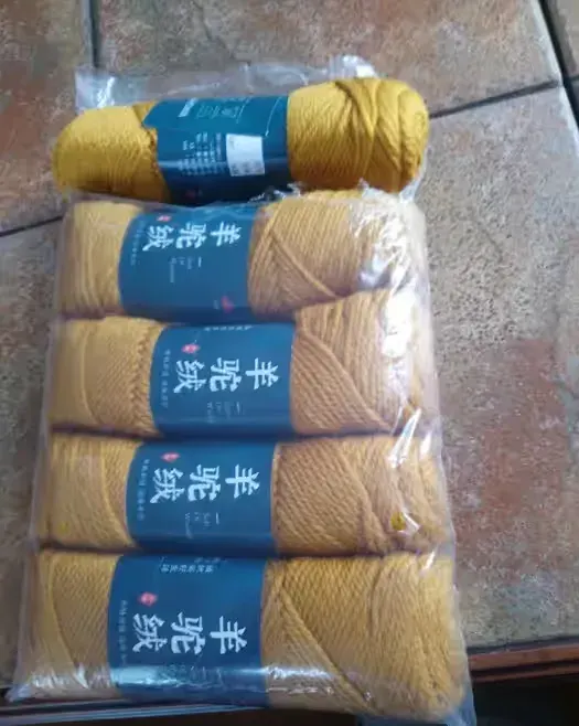 Włóczka, 95% alpaka, 100 gr. Kolor musztarda. — praca twórcy Dorota na Freshwall Marketplace