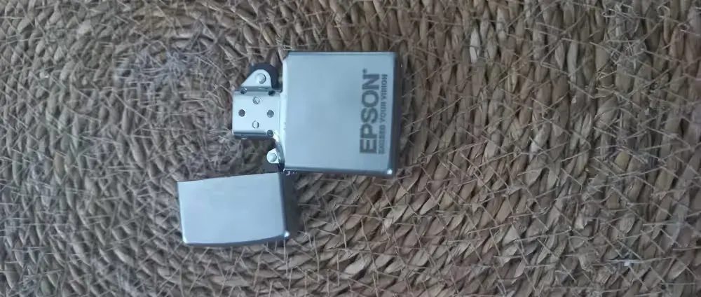 Zippo- EPSON. Polecam! — praca twórcy Jerzy na Freshwall Marketplace
