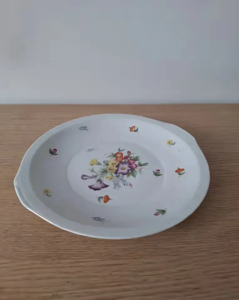 Talerz Chodzież PRL kwiaty — praca twórcy Mikołaj na Freshwall Marketplace