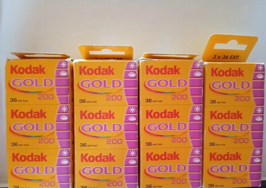 Klisze do aparatu fotograficznego dla kolekcjonera — praca twórcy Kamil W. na Freshwall Marketplace