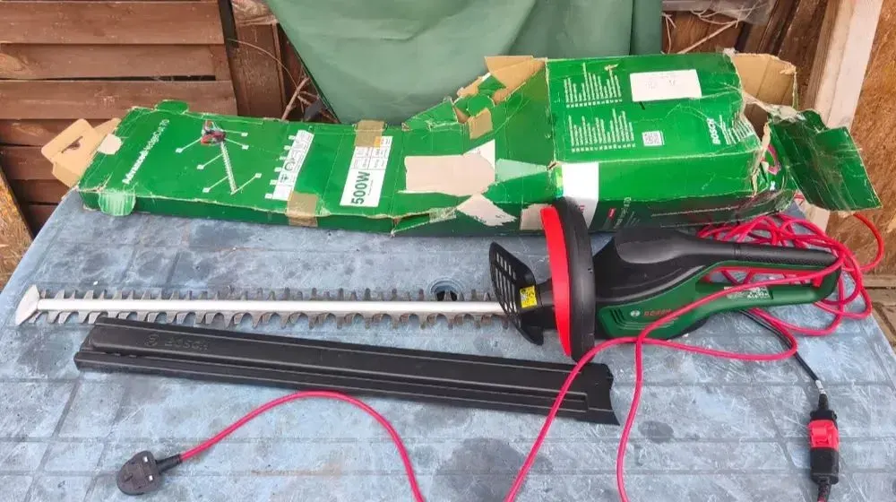 Bosch nożyce do żywopłotu elektryczne — praca twórcy Tomasz P. na Freshwall Marketplace