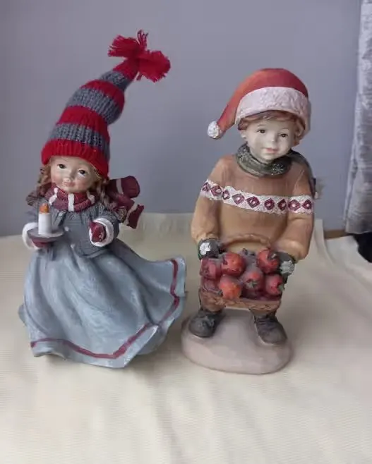 Figurki   sugaro — praca twórcy Dariusz M. na Freshwall Marketplace