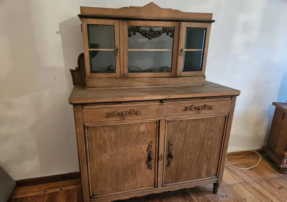 Komoda kredens tylko 141cm szeroka antyk vintage witryna — praca twórcy Bartosz W. na Freshwall Marketplace
