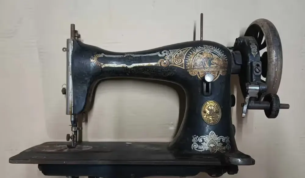 Maszynka do szycia Singer — praca twórcy Marcin W. na Freshwall Marketplace