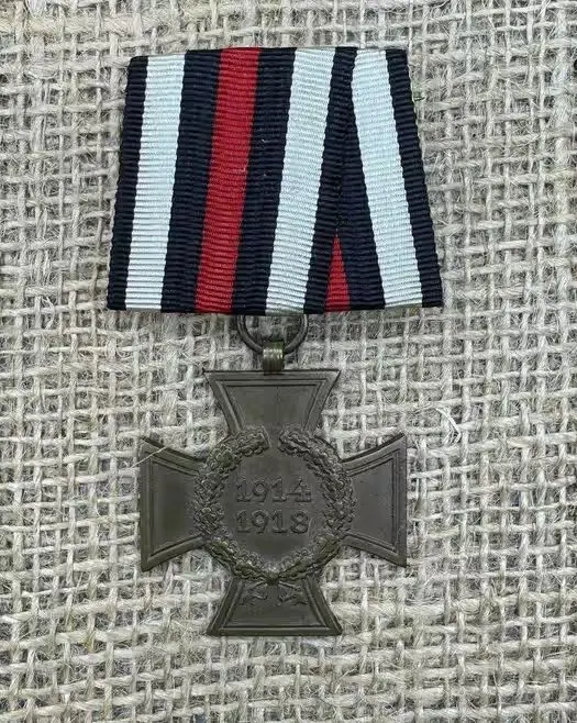 Medal bar Krzyż Hindenburga 1914 bez mieczy original ww1 — praca twórcy Aleksandra K. na Freshwall Marketplace