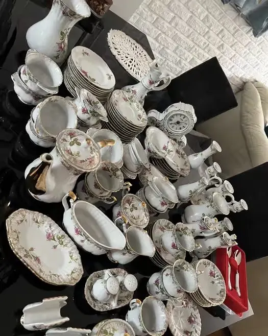 Porcelana Iwona Chodzież — praca twórcy Agnieszka na Freshwall Marketplace