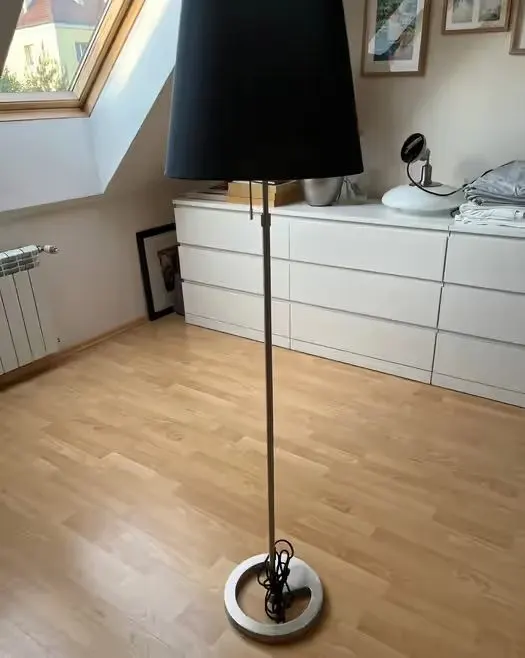 Lampa stojąca. Stan bardzo dobry. — praca twórcy Irena na Freshwall Marketplace