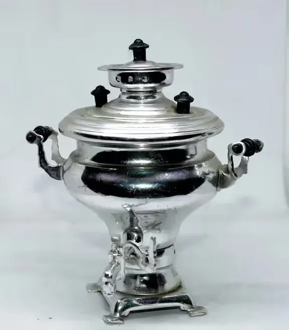 Samowar miniatura pamiątka ZSRR stal nierdzewna dekoracja vintage PRL — praca twórcy IG88 na Freshwall Marketplace