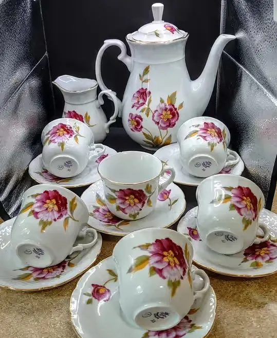 Serwis porcelanowy — praca twórcy joanna na Freshwall Marketplace
