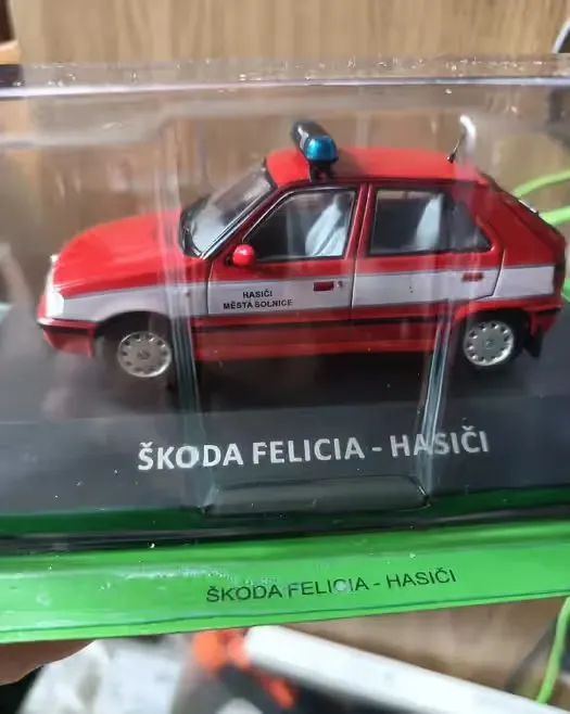 Skoda Felicja strażacy 1:43 deagostini — praca twórcy piotr na Freshwall Marketplace