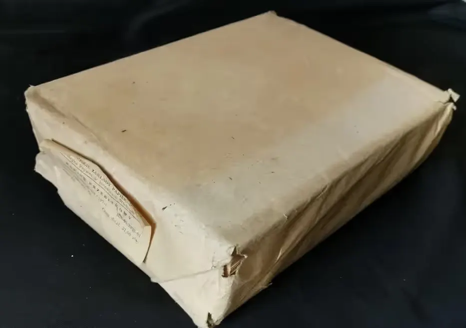 Stary papier do pisania przebitkowy paczka 1000 sztuk PRL — praca twórcy Ania na Freshwall Marketplace