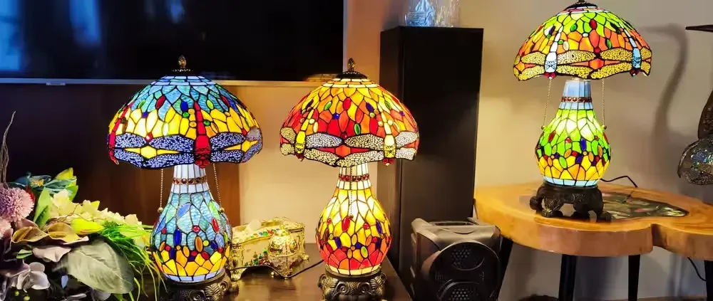 Lampa gabinetowa witrażowa — praca twórcy Jarosław na Freshwall Marketplace