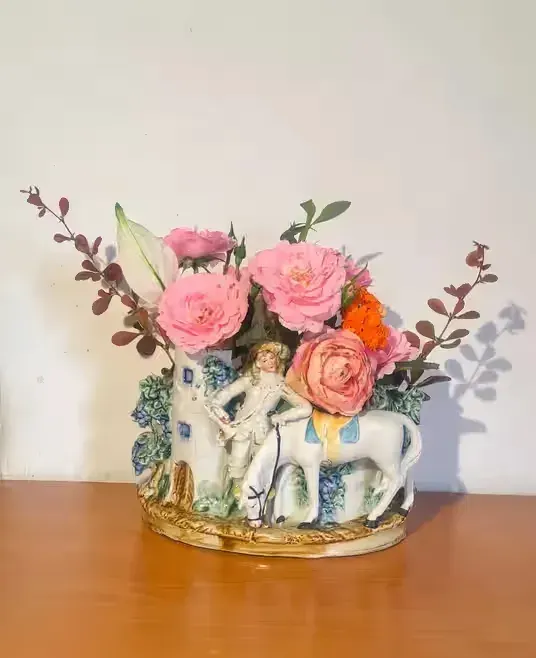 porcelanowa, zdobna żardiniera vintage - mała na rośliny — praca twórcy Anna na Freshwall Marketplace