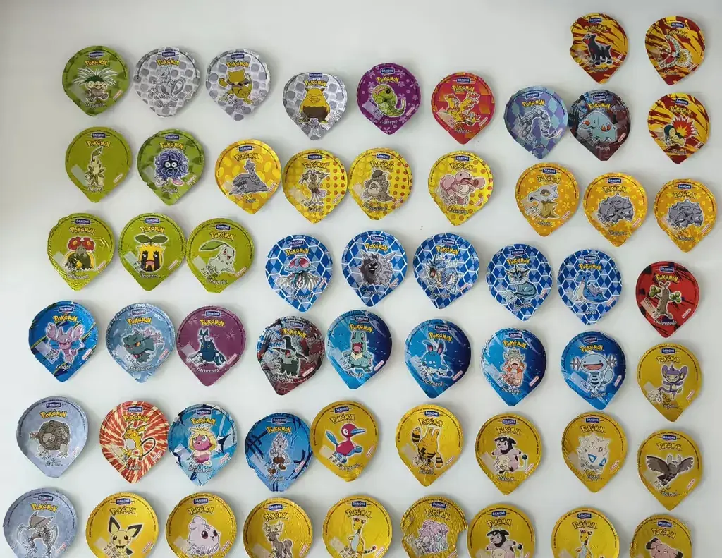Wieczka pokemon Danone — praca twórcy Kolekcjoner na Freshwall Marketplace
