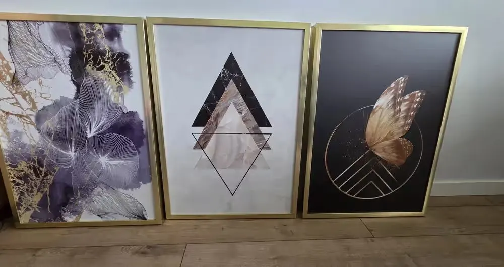 Obrazy 53cm x 73cm - zestaw 3 obrazów — praca twórcy Agnieszka na Freshwall Marketplace
