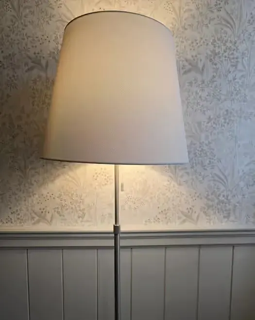 Lampa stojąca podłogowa Ikea Nyfros sklep 299 stan bdb — praca twórcy Agnieszka na Freshwall Marketplace