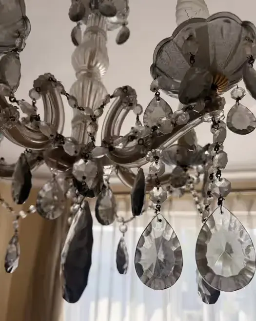 Lampa stylowa, kryształy — praca twórcy Arek na Freshwall Marketplace