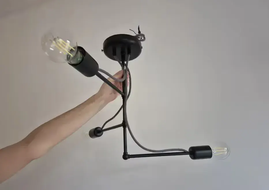 Lampa sufitowa industrialna — praca twórcy Tomasz na Freshwall Marketplace