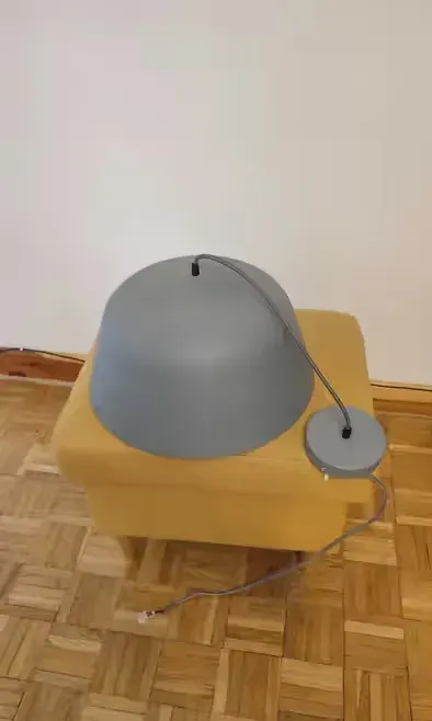 Lampa sufitowa w stylu industrialnym — praca twórcy Maciek525 na Freshwall Marketplace