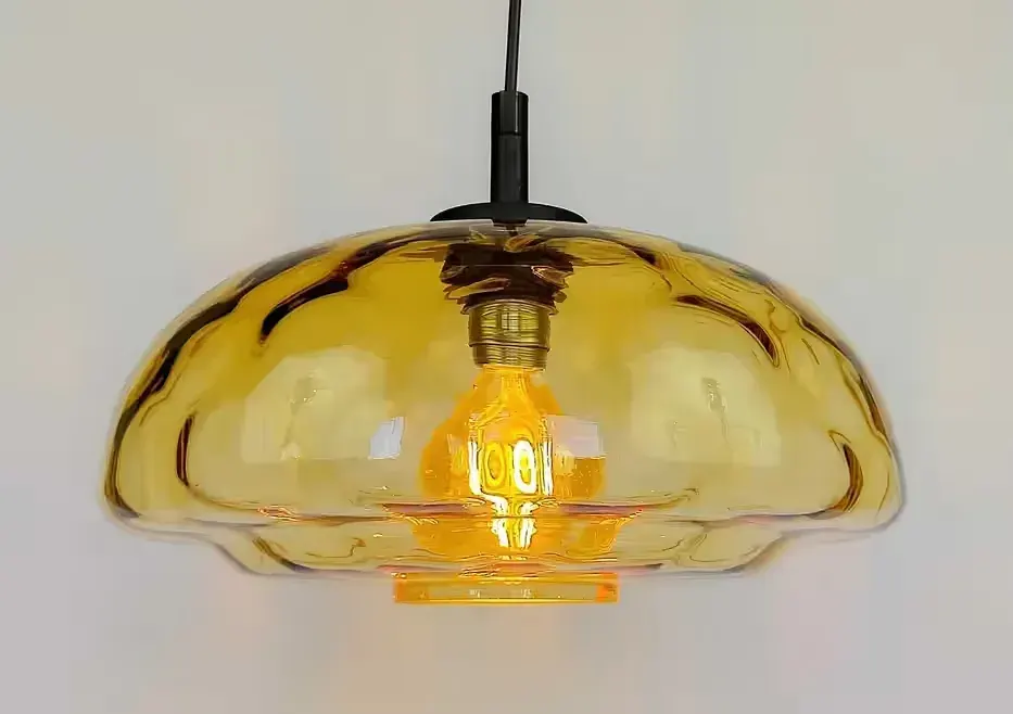 Lampa wisząca miodowa UFO PRL retro vintage mid century — praca twórcy Holistyczny Gabinet Odnowy Mechanicznej na Freshwall Marketplace