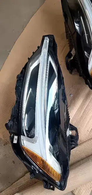 Lampy Full LED Volvo XC60 II — praca twórcy Błażej na Freshwall Marketplace