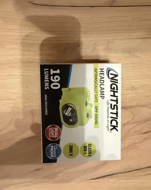 Latarka Nightstick XPP-5454G LED ATEX — praca twórcy Sebastian na Freshwall Marketplace