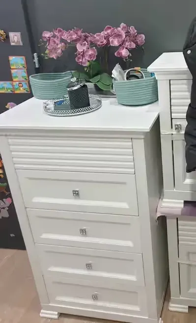 Meble Emperio komoda i szafka nocna — praca twórcy Marcin na Freshwall Marketplace