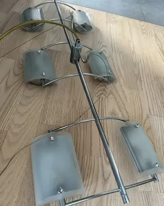 Nowoczesna lampa do jadalni nad stół — praca twórcy Magda na Freshwall Marketplace