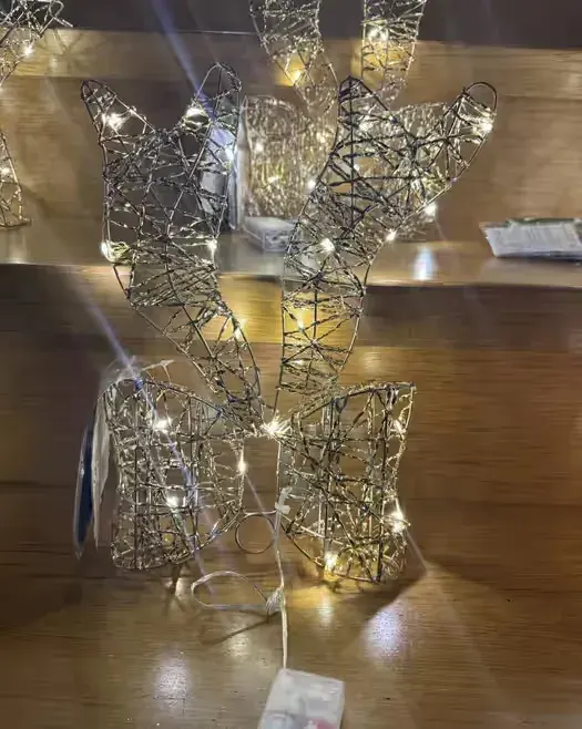 Świąteczna dekoracja Bożonarodzeniowa 31cm LED kokarda złota — praca twórcy Piotrek na Freshwall Marketplace