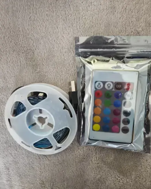 Taśma LED RGB 3 metry — praca twórcy Michał na Freshwall Marketplace